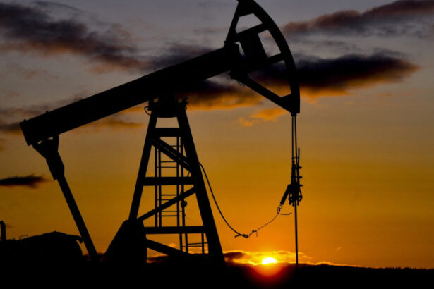 pretul petrolului a crescut dupa atacul israelului asupra iranului ajungand la cel mai ridicat nivel din ultimele 5 luni 684bd6cf22fcb