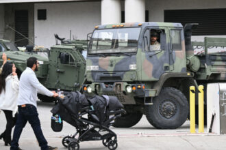 protestele din los angeles ce se intampla in metropola californiana sute de puscasi marini au ajuns in oras 6848658942ae6