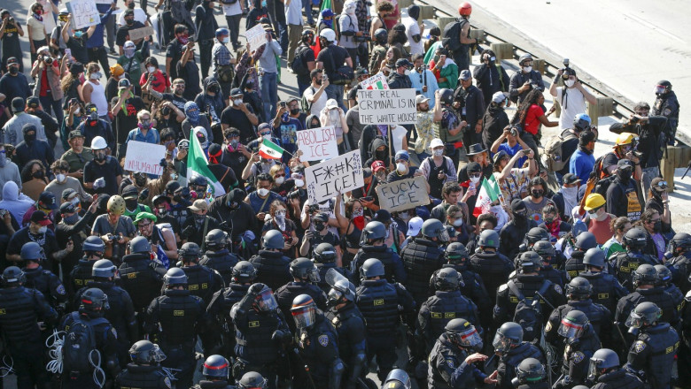 Protestele împotriva deportărilor în masă se răspândesc în întreaga Americă. Vance: „Această administrație nu se va lăsa intimidată de haos” 1 protestele la adresa deportarilor in masa se extind pe teritoriul sua vance aceasta administratie nu va fi intimidata de anarhie 6847cae0aef89