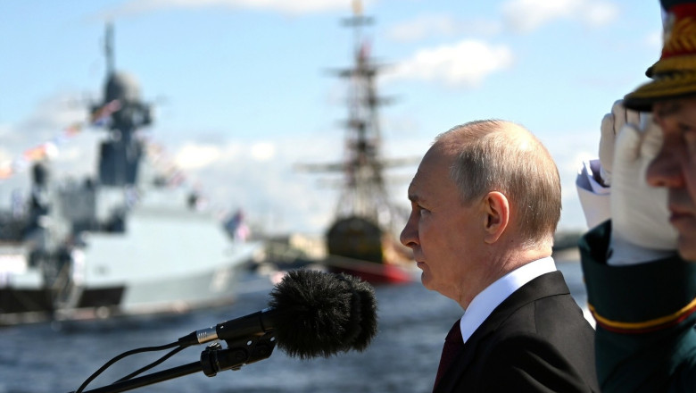 Putin a dat verde noii strategii navale a Rusiei. Care este numărul submarinelor nucleare din flota Moscovei 1 putin a aprobat noua strategie navala a rusiei cate submarine nucleare are moscova 68469579ec91a