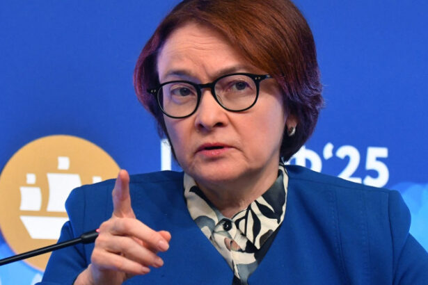 putin cere evitarea recesiunii dar economia rusiei e pe marginea prapastiei avertismentul dur al sefei bancii centrale 685571deec118