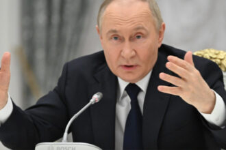 putin considera lipsita de sens cresterea cheltuielilor cu apararea de catre membrii nato ce spune despre o intalnire cu zelenski 6853a8ba48462