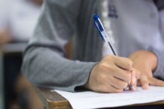 record in franta cel mai tanar candidat la examenul de bacalaureat are 8 ani 6843230fcda8e