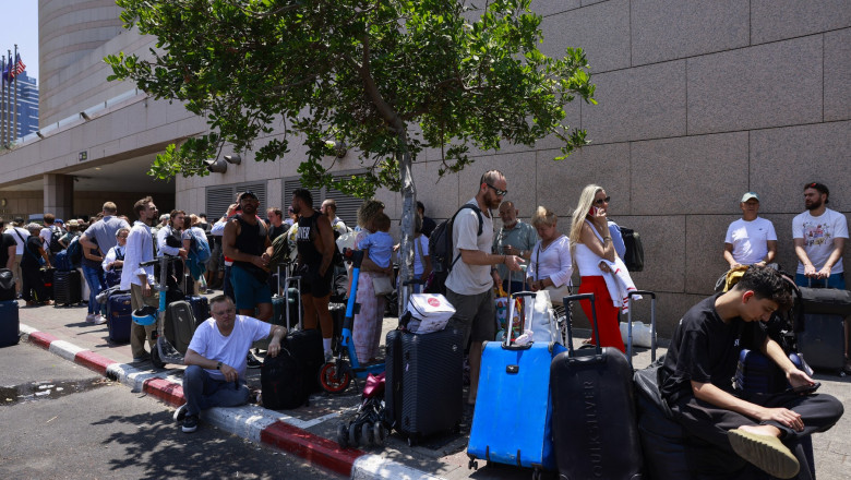 repatriere din israel grecia a evacuat in siguranta peste 100 de cetateni inclusiv romani si americani 68528d29a2109