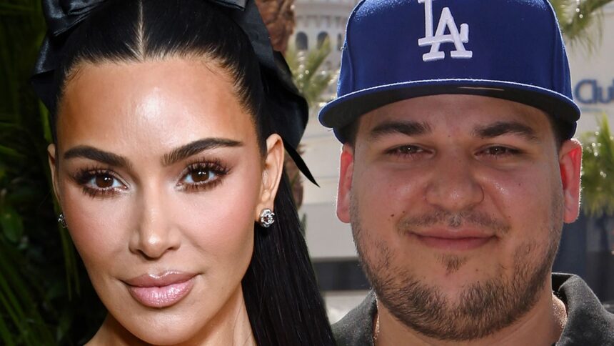 Rob Kardashian apare rar într-o fotografie postată de sora sa pe Instagram. 1 rob kardashian makes rare cameo in sisters instagram snap 685c915757b18