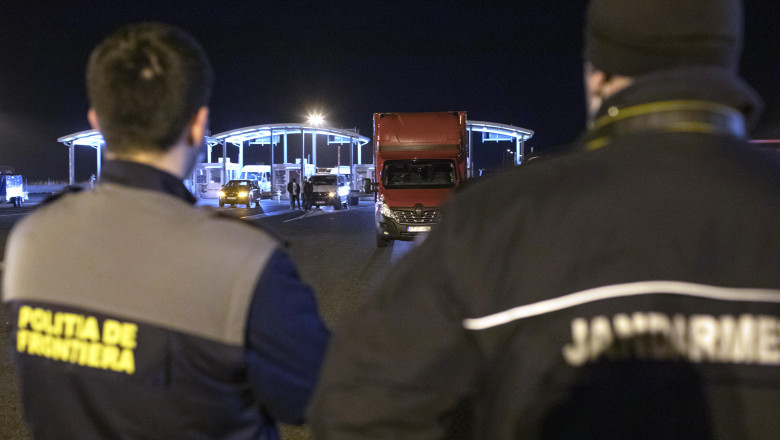 Român încarcerat în Ungaria pentru trafic de persoane. Câte migranți a adus ilegal în țara vecină 1 roman condamnat la inchisoare in ungaria pentru trafic de persoane cati migranti a introdus ilegal in tara vecina 684836db05cf1