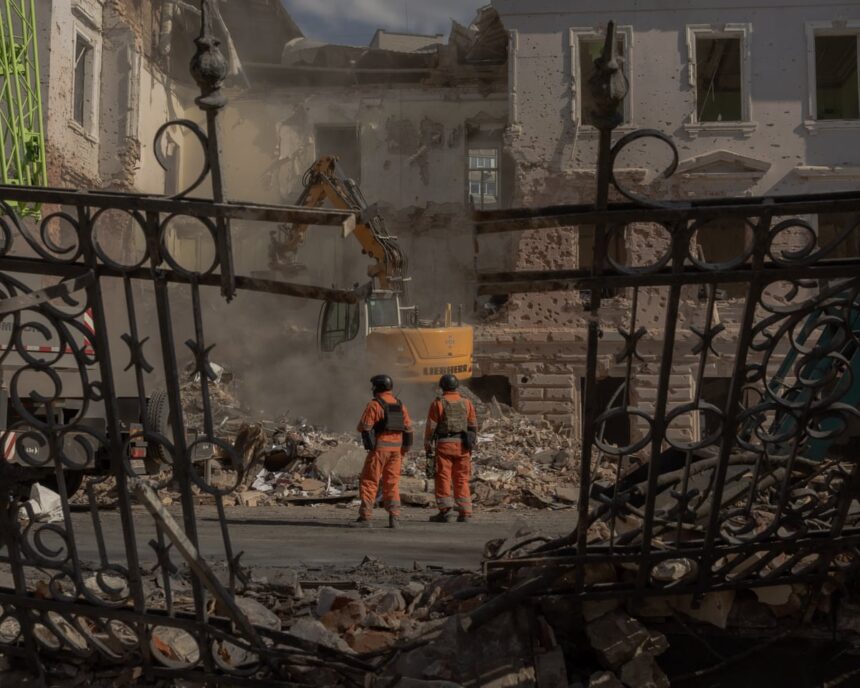 Forțele ruse se apropie de orașul Sumy, la trei ani după ce Ucraina le-a învins în zonă 1 russian forces closing in on sumy city three years after ukraine forced them out of region 68458afbbda7a