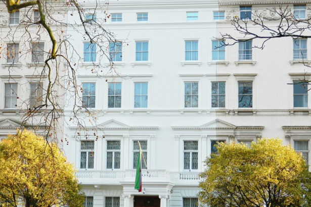 sapte iranieni acuzati de agresiuni grave la londra dupa un incident la ambasada iranului 6857db607f8d4