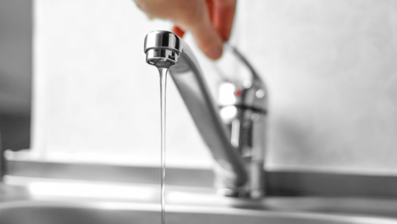 Fără apă caldă în patru zone din București: Termoenergetica demarează lucrări de înlocuire a conductelor de termoficare. Află care sunt acestea 1 se opreste apa calda in patru sectoare din bucuresti termoenergetica inlocuieste conducte de termoficare unde sunt zonele vizate 685038715d88d