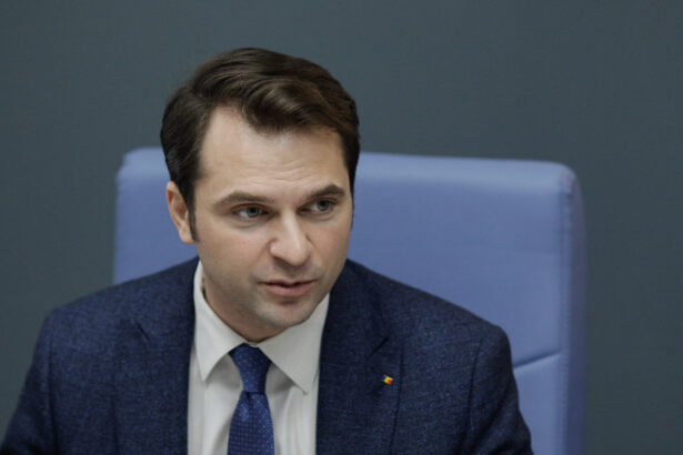 sebastian burduja propune o cota redusa de tva la energie daca vrem ca romanii sa aiba facturi mai mici 683eddb26d89a