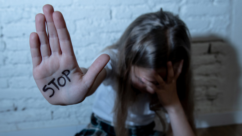 Conducătoarea Agenției pentru Egalitate: E timpul să trecem de la indignare la acțiune pentru a apăra fetele și femeile de violență 1 sefa agentiei pentru egalitatea de sanse nu e suficient sa ne indignam vom actiona pentru a proteja fetele si femeile de violenta 6851bf295daaf