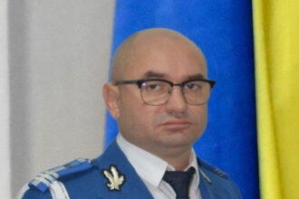 seful jandarmeriei braila a fost retinut de dna el este acuzat ca face afaceri de tip fast food si plaseaza forta de munca din nepal 684a777fb8729