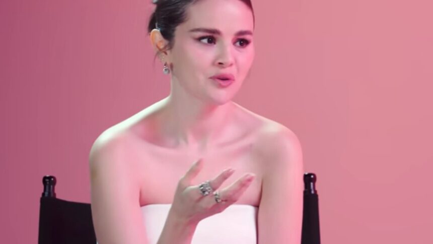 Selena Gomez își dezvăluie prima iubire de vedetă, pe care o considera un adevărat protector în copilărie. 1 selena gomez reveals her shocking first celebrity crush who she thought would protect her at a very young age 685d6216189e1