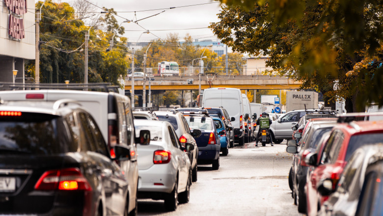 Șoferii afectați de creșterea tarifelor RCA și orașele unde prețurile ar putea scădea. 1 soferii care vor plati mai mult dupa eliminarea plafonarii rca si localitatile in care tarifele ar putea sa scada 6862a0f3dacbb