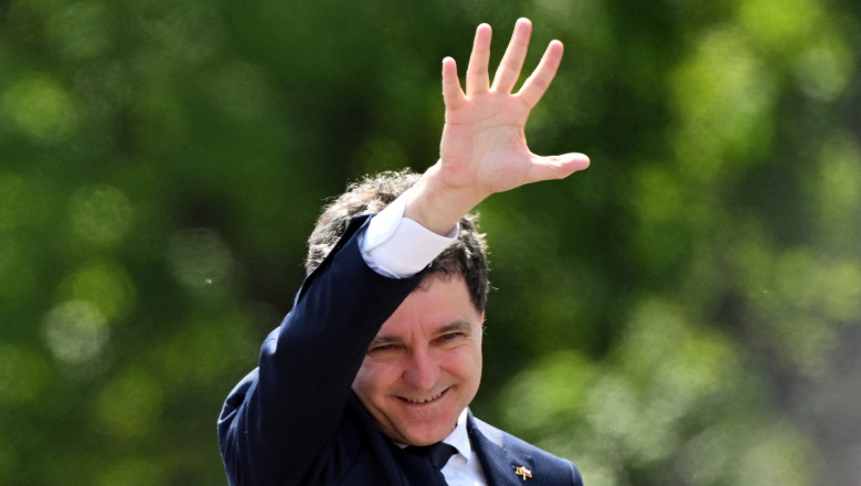 Sondaj INSCOP: Românii au încredere că Nicușor Dan va fi un președinte activ și deschis dialogului în viața publică 1 sondaj inscop majoritatea romanilor cred ca nicusor dan va fi un presedinte implicat in viata publica si care va evita conflictele 6847e99315e6d