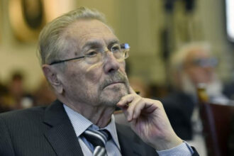 statul si a folosit forta pentru a lichida orice opozitie democratica in 13 15 iunie 1990 spune fostul presedinte emil constantinescu 6851bf223a7b2