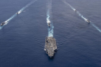 sua deplaseaza un portavion in orientul mijlociu si muta in europa avioane de realimentare in aer 6850514d6c25b