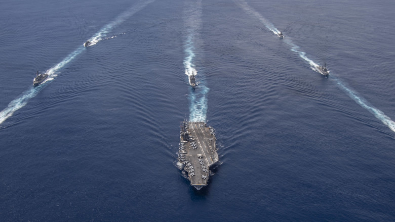 SUA trimite un portavion în Orientul Mijlociu și redirecționează avioane de realimentare spre Europa 1 sua deplaseaza un portavion in orientul mijlociu si muta in europa avioane de realimentare in aer 6850514d6c25b