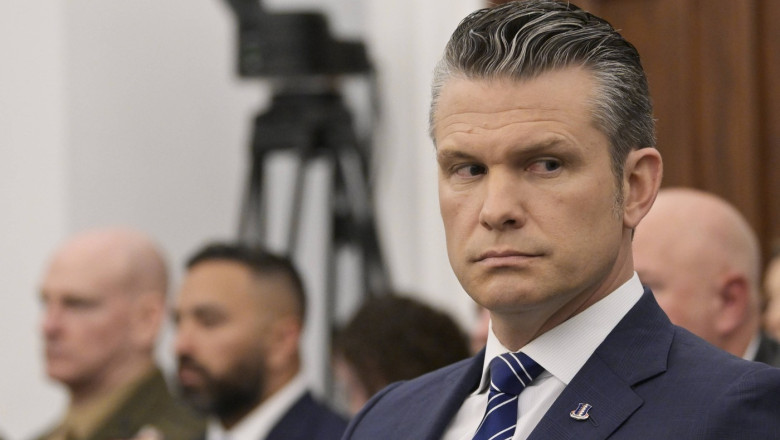 SUA diminuează sprijinul militar pentru Ucraina. Pete Hegseth, secretarul Apărării: „Nu consider că noțiunea de «victorie» este bine conturată” 1 sua reduc ajutorul militar pentru ucraina secretarul apararii pete hegseth nu cred ca termenul victorie a fost clar definit 68495dfd6dffd
