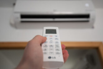 tara care vrea sa limiteze temperatura aerului conditionat sunt vizate si aparatele din case si cele din masini 684a5ea5732bd