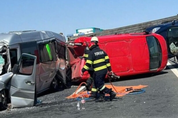 trafic blocat pe autostrada a1 dupa un accident in lant cu trei vehicule doua persoane au fost ranite 68568d9b2e4d0