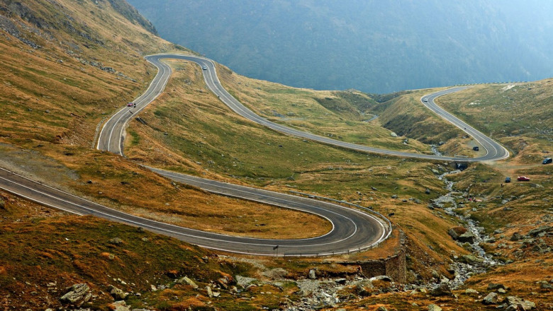 Circulația pe Transfăgărășan, la Arefu, suspendată din cauza unei competiții sportive. Când se va redeschide drumul? 1 trafic oprit pe transfagarasan la arefu in zona are loc o competitie sportiva cand va fi reluata circulatia 68566a7bcb4bf