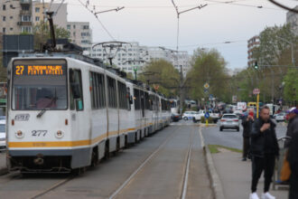 tramvai deraiat pe bulevardul theodor pallady din bucuresti circulatia liniilor 19 27 si 49 este blocata 68416398974d6