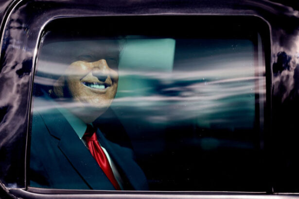 trump a distribuit pe reteaua sa o teorie a conspiratiei referitoare la joe biden executat in 2020 si inlocuit de clone 683cb491b719d