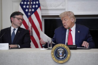 trump a ignorat serviciile secrete si a transmis congresului ca iranul are un program de arme nucleare 685b8f7bc1617