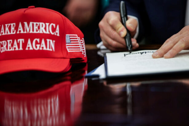 trump nu renunta la planul de a desfiinta departamentul educatiei cerere la curtea suprema 68434ae85e913