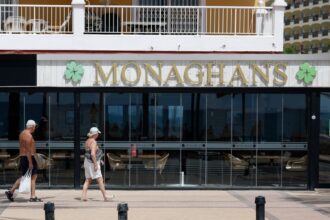 two scottish men shot dead outside irish bar in southern spain 683cbc5028cd5