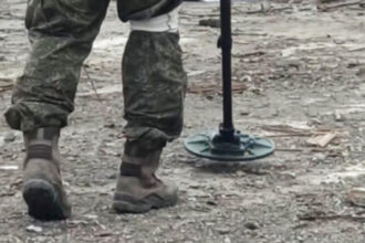 ucraina a redus cu 20 suprafata minata cele mai multe zone periculoase sunt agricole 685aa0e5ba6c8