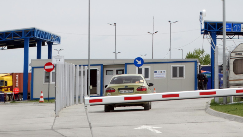 Ucraina își propune să ridice un pod peste Dunăre, spre Isaccea, într-o regiune afectată frecvent de atacuri cu drone rusești 1 ucraina vrea sa construiasca un pod peste dunare pana la isaccea zona a fost in repetate randuri tinta atacurilor dronelor rusesti 684320b85529c