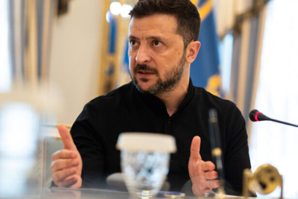 ucrainenii condamnati pentru tradare sabotaj sau colaborationism vor avea pensii de 60 de dolari 68429c4b8a3e5