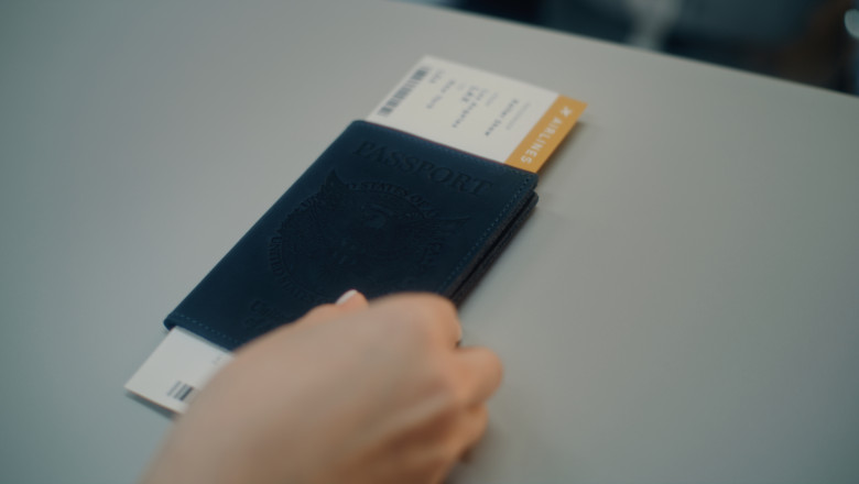 Un bărbat a reușit să călătorească gratuit de mai bine de 30 de ori pretinzându-se însoțitor de zbor 1 un barbat a zburat gratis de peste 30 de ori dupa ce s a dat drept insotitor de bord 6850e9a8bf861