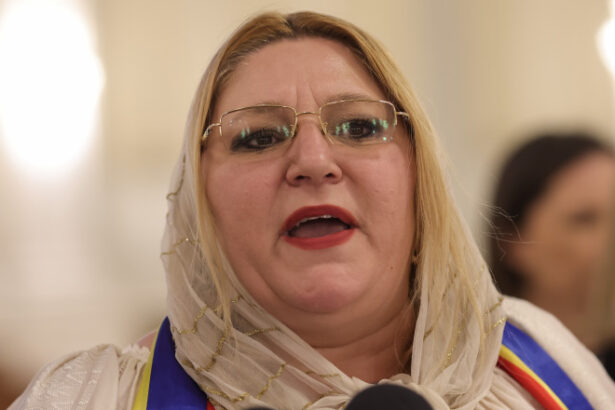 un senator si cinci deputati demisionari din s o s romania s au afiliat la psd reactia furioasa a dianei sosoacao executie la comanda 683dbe78b24f6