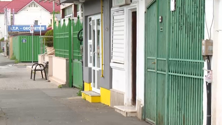 Misterele companiilor de la Fisc: Peste o mie de firme într-o singură locație, cu datorii către buget de aproape 30 de miliarde de lei 1 unde se ascund firmele de fisc mii de companii la aceeasi adresa datorii la buget de aproape 30 miliarde lei 684283ade839d