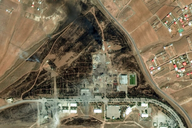 video cate avioane f 14 tomcat americane ar mai putea avea iranul si de ce niciun mig 29 nu este ridicat sa apere teheranul 6858d9cd66f78