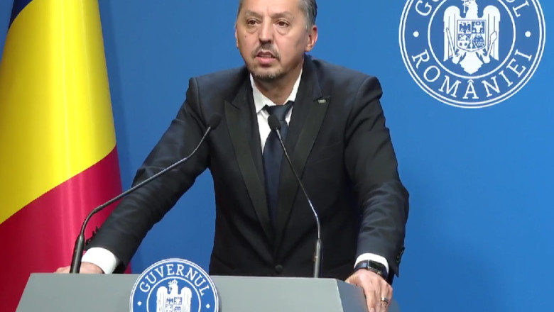 Daniel David: Admiterea în clasa a V-a la anumite școli - o soluție temporară până la reformele necesare 1 video daniel david examenele de admitere pentru clasele a v a in unele scoli sunt solutii de moment pana se fac reforme 683dae7299f02