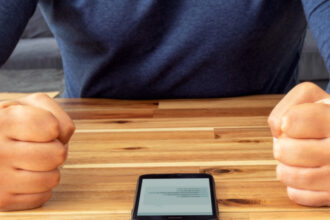 video distribuirea online a mesajelor antisemite fasciste pedepsita cu 5 ani de inchisoare aur pot si sos s au opus in parlament 6849d68e05641