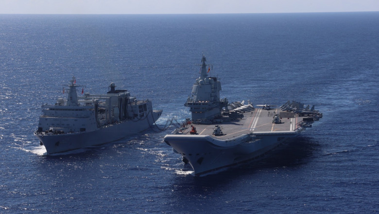 Exerciții de luptă în Pacificul de Vest: Două portavioane chineze și răspunsul Japoniei. 1 video doua portavioane chineze au efectuat exercitii de lupta in pacificul de vest reactia japoniei 6862bc5e92587