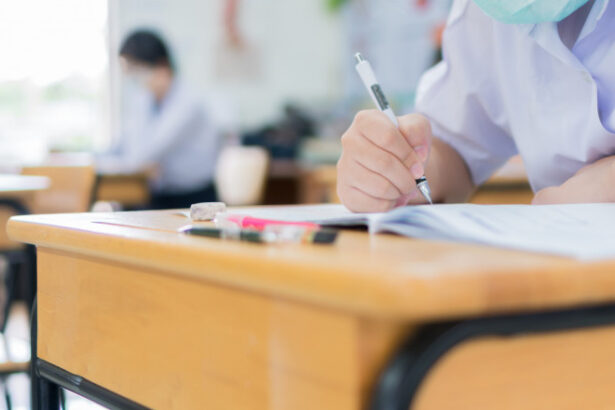 video elevul din targu jiu care ar fi descoperit cine a fost cu adevarat intemeietorul tarii romanesti reactia ministrului daniel david 6842ed64464c0