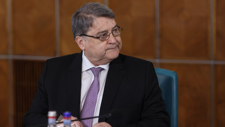 Emil Hurezeanu comentează protestele violente din Irlanda de Nord: Scenele sunt de-a dreptul șocante 1 video emil hurezeanu despre protestele violente impotriva romanilor din irlanda de nord imaginile sunt revoltatoare 6852d162b35df