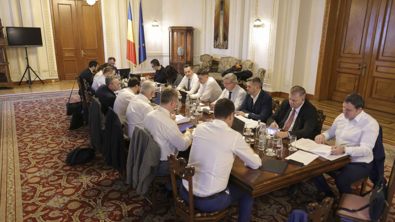 Negocieri eșuate la Palatul Victoria: nemulțumiri față de premier legate de planul de creștere a impozitelor 1 video esec in negocierile de la palatul victoria asupra planului cresterilor de taxe nemultumiri privind premierul surse 68496054171b7