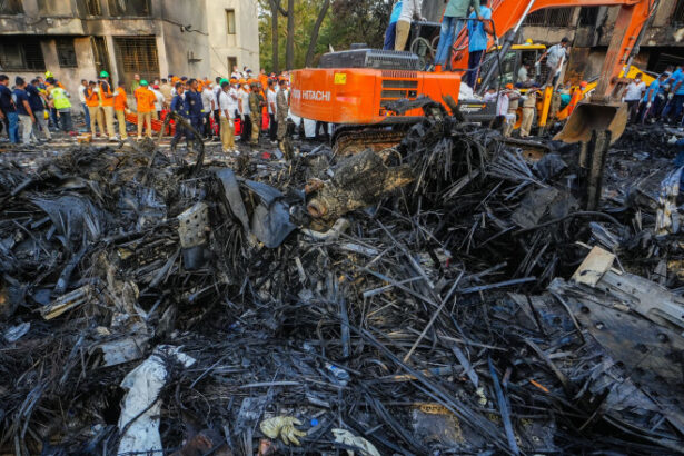 video experti britanici si americani participa la ancheta tragediei aviatice din india reuniune cobra de urgenta nationala in marea britanie 684b389bb5852