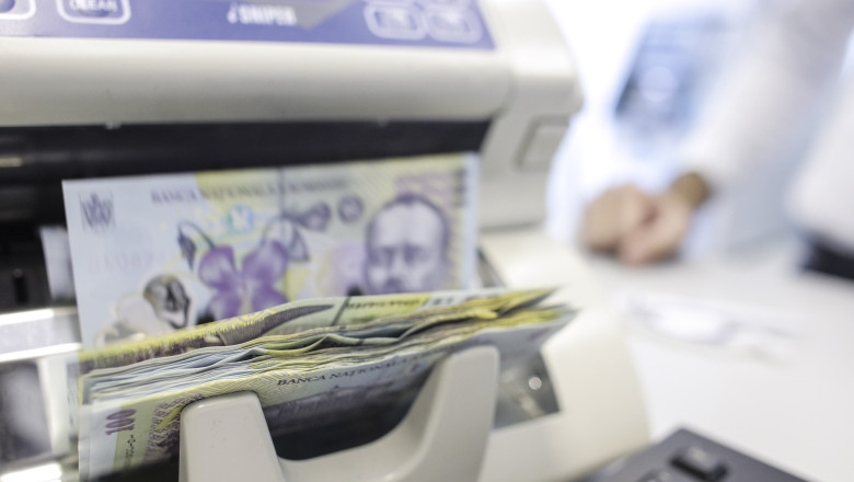 Guvernul ar putea introduce o taxă generalizată pentru toate tranzacțiile din România 1 video guvernul ar putea adopta o taxa universala pe toate platile din romania 684437dddb557