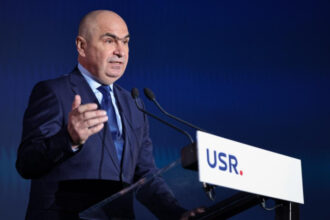 video ilie bolojan la congresul usr acest guvern va fi unul de sacrificiu demolam privilegiile taiem ineficienta 6856788948619