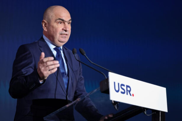 video ilie bolojan la congresul usr acest guvern va fi unul de sacrificiu demolam privilegiile taiem ineficienta 6856788948619