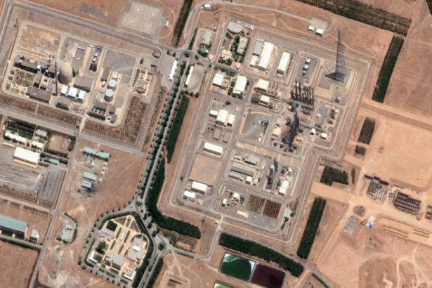 video israelul a bombardat reactorul iranian cu apa grea de la arak ce spun cercetatorii despre pericolul unei scurgeri de radiatii 6853b4732e763