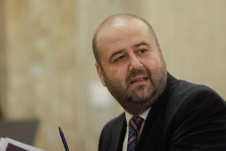 video mihai busuioc a fugit de intrebari privind cv ul sau dupa audierea din senat pentru postul de judecator ccr lucrurile sunt clare 685a85c7a526e